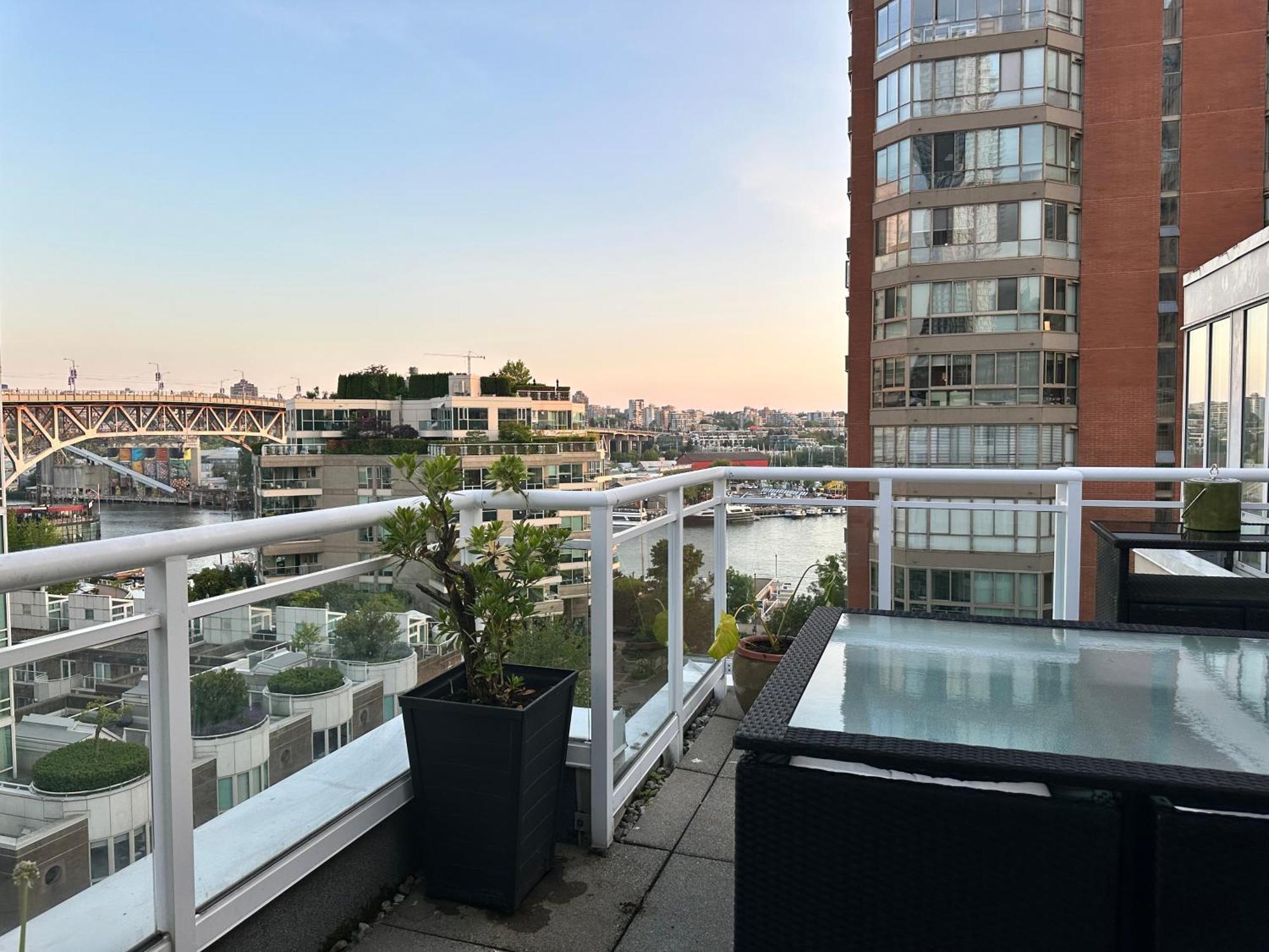Penthouses Of Beach Ave Vancouver Luaran gambar